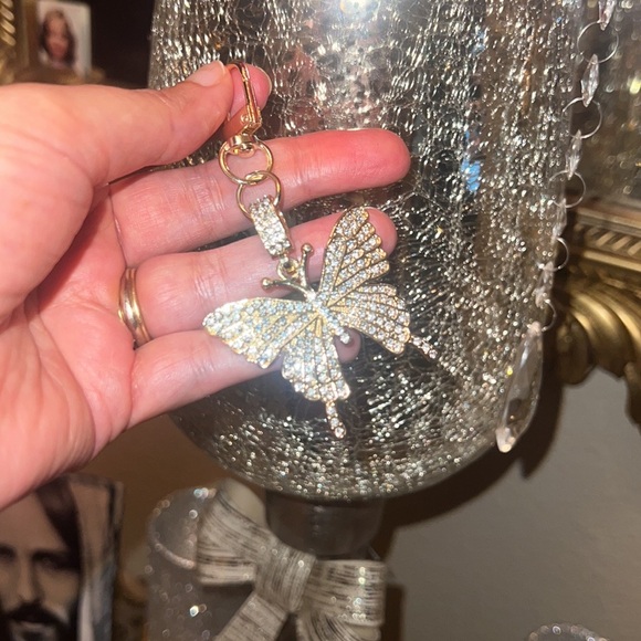 1pc Shiny Rhinestone Butterfly Keychain Cute Animal Alloy Key Chain Ring Bag - Picture 3 of 7